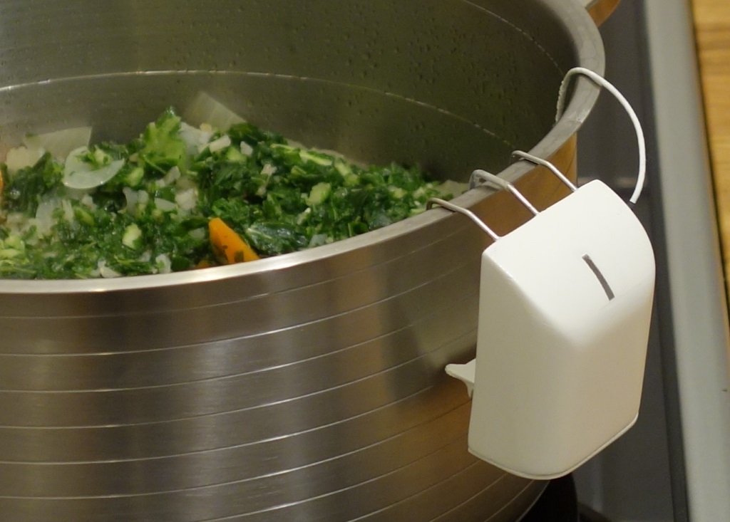 Spinach rice cooking with cooky
